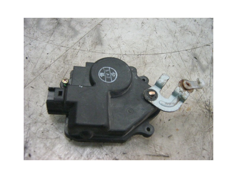 Recambio de motor c/c delantero derecho para kia rio rs berlina (5-ptas.) referencia OEM IAM   