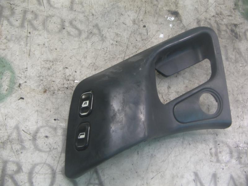 Recambio de mando elevalunas delantero derecho para citroën xantia berlina 1.9 d x referencia OEM IAM   