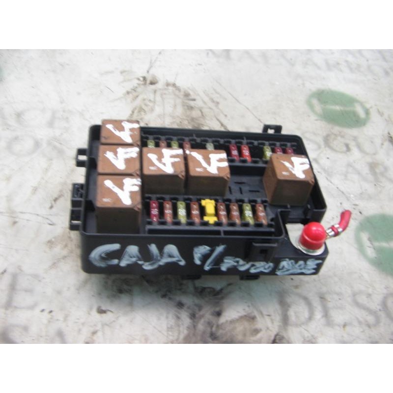 Recambio de caja reles / fusibles para jaguar xk8/xkr cabriolet xkr referencia OEM IAM  084603260399 