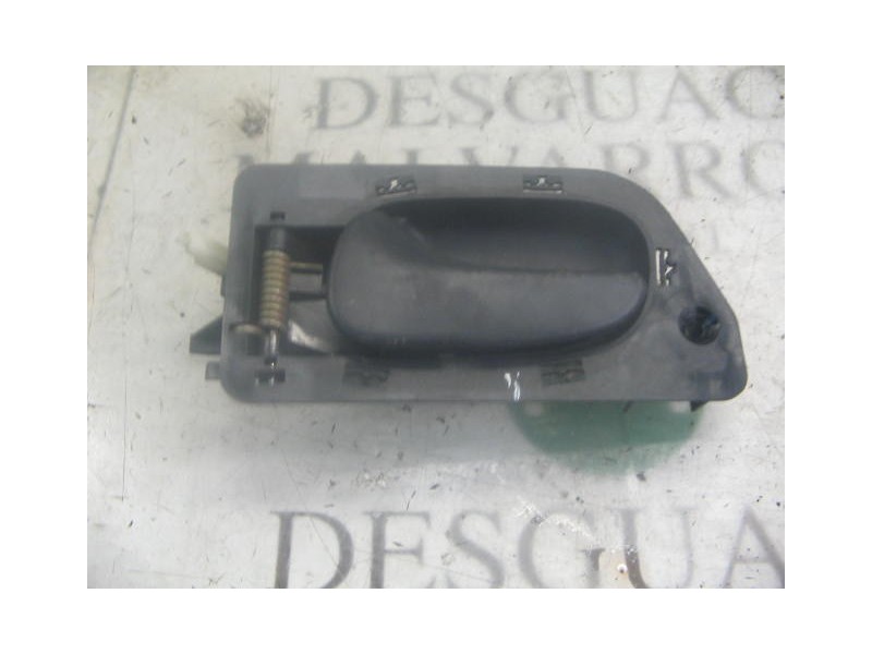 Recambio de maneta interior delantera izquierda para renault laguna (b56) 1.8 anade referencia OEM IAM   