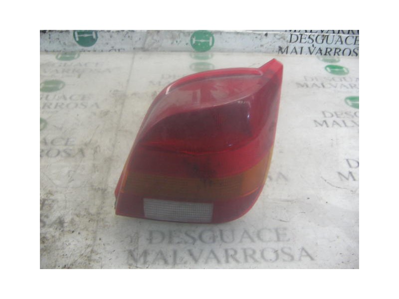 Recambio de piloto trasero derecho para ford fiesta berl./courier 1.6 16v cat referencia OEM IAM   