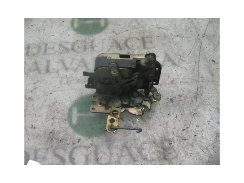 Recambio de cerradura puerta delantera derecha para volvo serie 440 gl referencia OEM IAM   