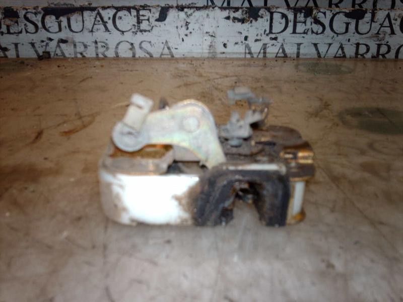 Recambio de cerradura puerta delantera izquierda para nissan vanette (c 220) referencia OEM IAM   