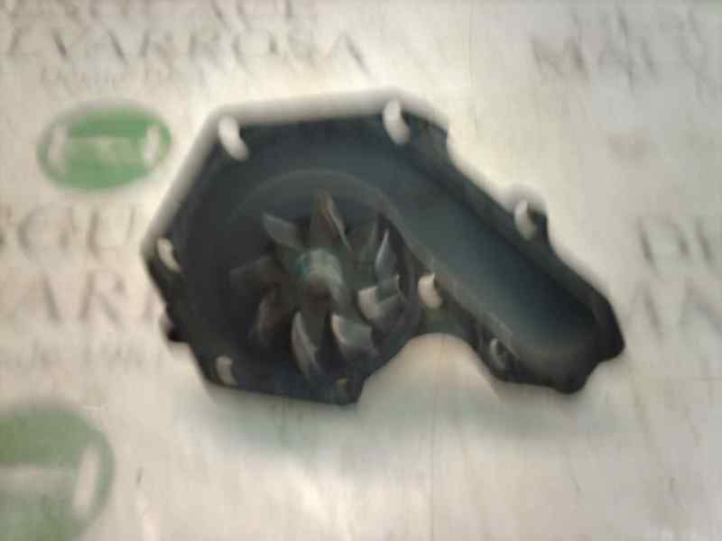 Recambio de bomba agua para renault kangoo (f/kc0) referencia OEM IAM   