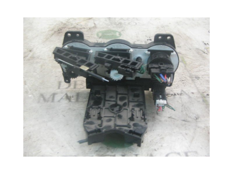 Recambio de mando calefaccion / aire acondicionado para hyundai accent (lc) gls referencia OEM IAM   