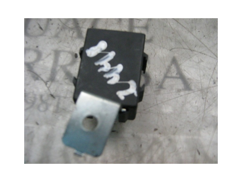 Recambio de modulo electronico para hyundai accent (lc) gls referencia OEM IAM 9540025800 97R1000008 97R1000008