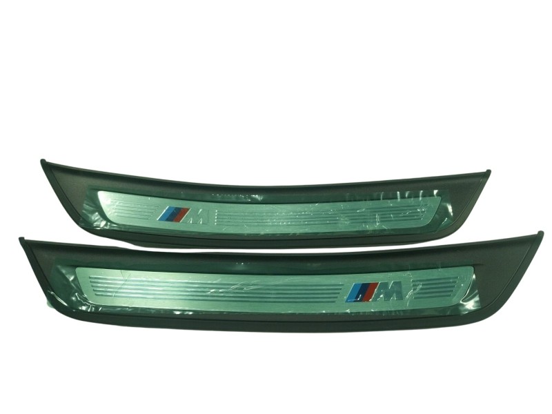 Recambio de moldura para bmw 5 (g30, f90) 530 i xdrive referencia OEM IAM 51479447022 5147944702101 51479447021
