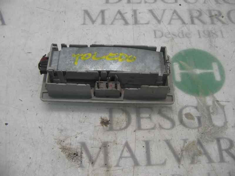 Recambio de piloto interior para seat toledo (1l) referencia OEM IAM   