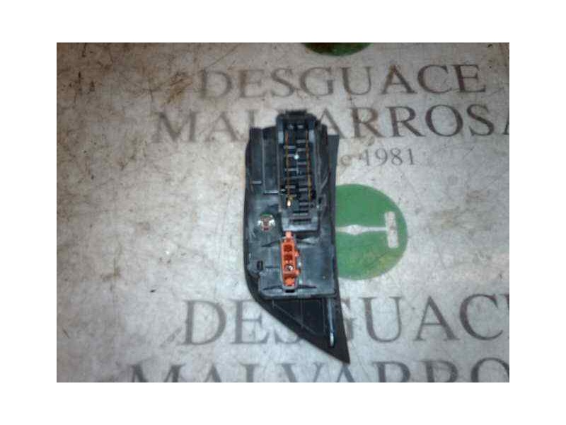 Recambio de mando luces para volkswagen polo berlina (6n1) 1.7 sdi referencia OEM IAM   