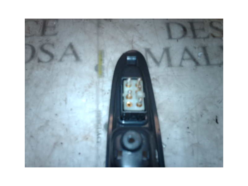 Recambio de mando elevalunas trasero izquierdo para volvo s40 berlina 2.0 t referencia OEM IAM   