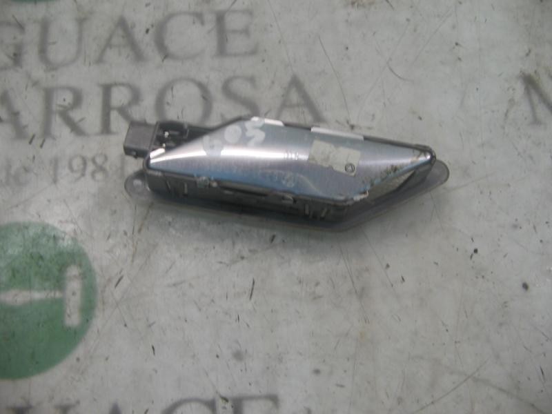 Recambio de piloto interior para bmw serie 3 coupe (e36) 318is referencia OEM IAM 63312254401  