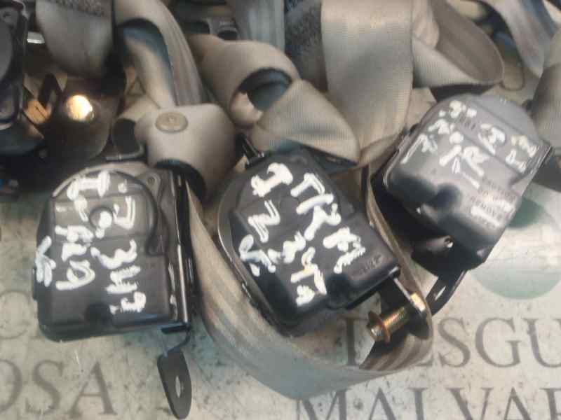 Recambio de cinturon seguridad trasero para kia carnival ii 2.9 cdri ex referencia OEM IAM   