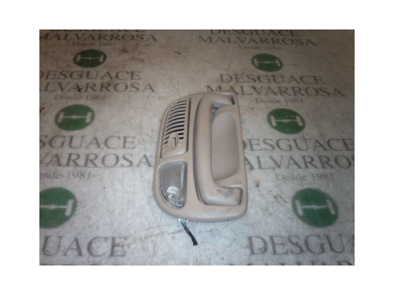 Recambio de piloto interior para kia carnival ii 2.9 cdri ex referencia OEM IAM   