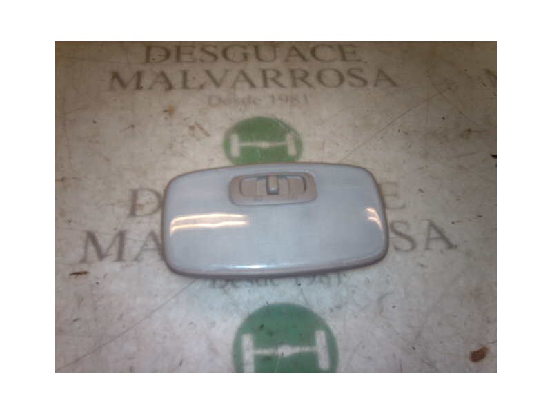 Recambio de piloto interior para kia carnival ii 2.9 cdri ex referencia OEM IAM   