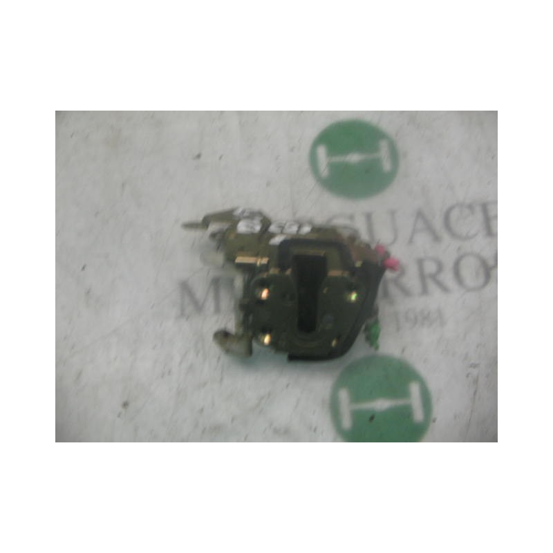 Recambio de cerradura puerta delantera derecha para nissan primera berl./familiar (p10/w10) lx berlina (p10) referencia OEM IAM 