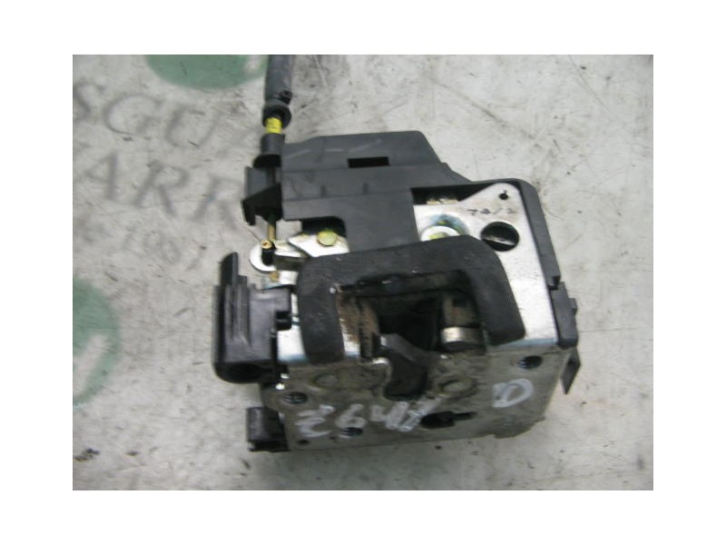 Recambio de cerradura puerta delantera derecha para fiat doblo (119) 1.9 d elx referencia OEM IAM   