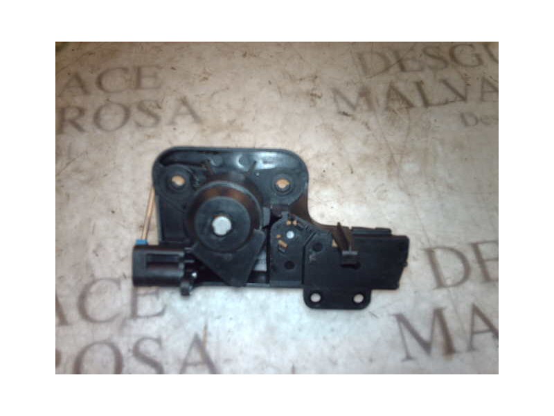 Recambio de maneta porton para opel corsa c essentia referencia OEM IAM   