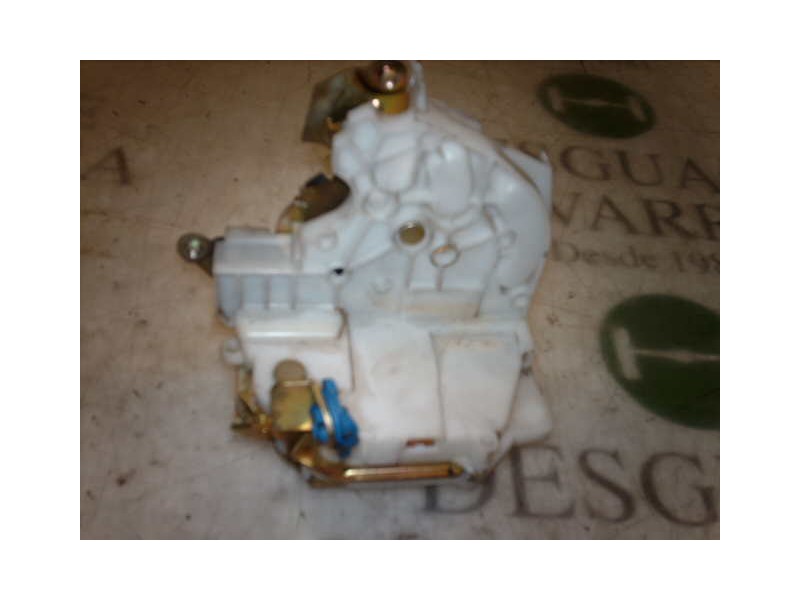 Recambio de cerradura puerta trasera izquierda para nissan primera berlina (p11) elegance referencia OEM IAM   