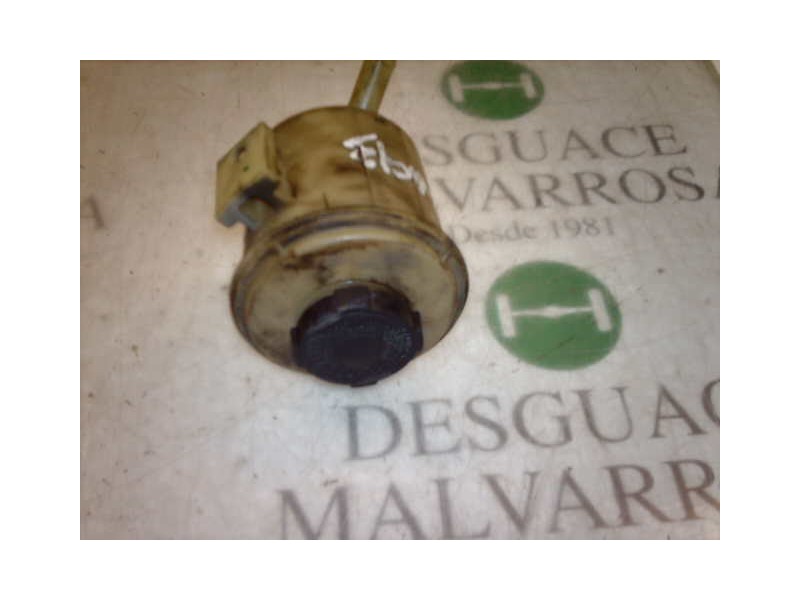 Recambio de deposito servo para nissan primera berlina (p11) elegance referencia OEM IAM   