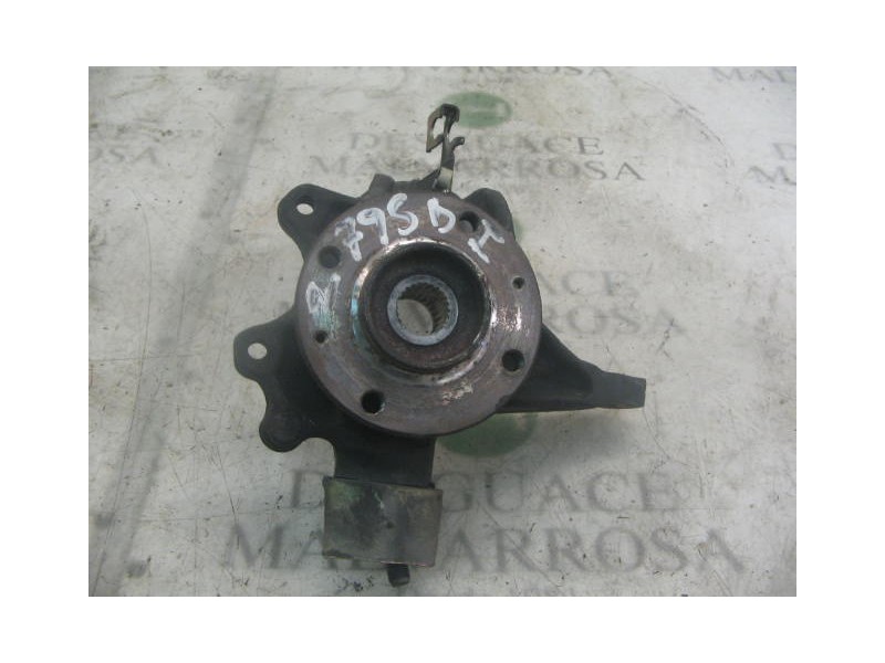 Recambio de mangueta delantera izquierda para peugeot 405 berlina embassy referencia OEM IAM   