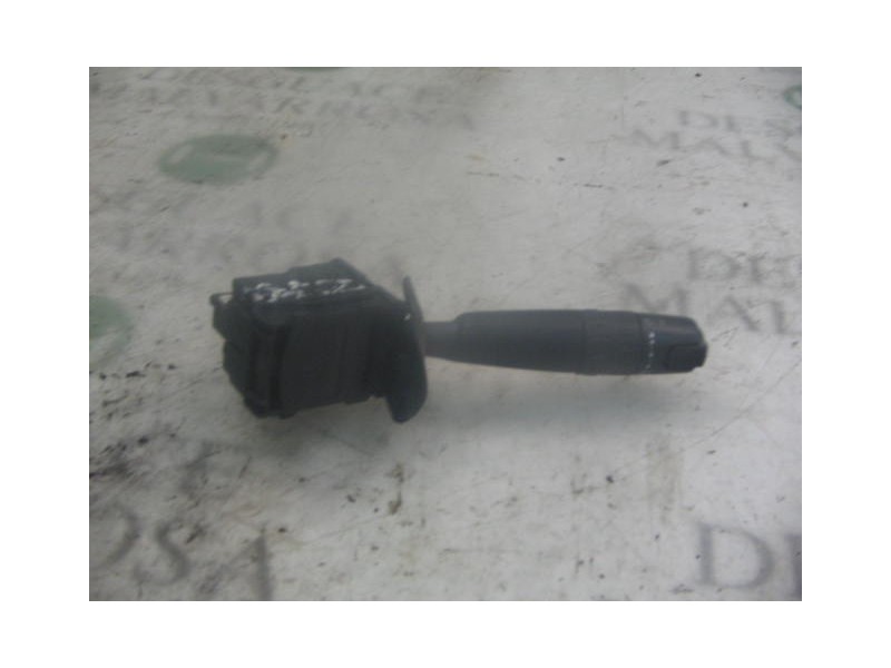 Recambio de mando limpia para peugeot 405 berlina embassy referencia OEM IAM   