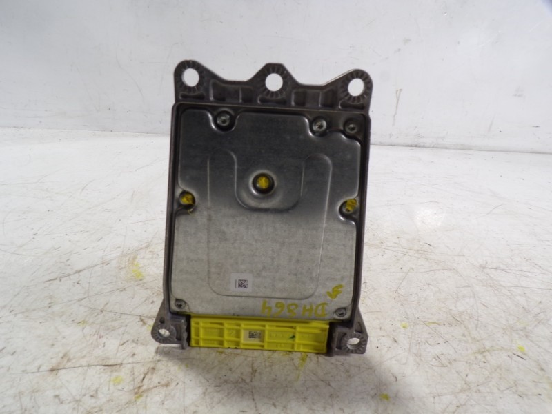 Recambio de centralita airbag para mercedes-benz clase m (w164) 3.5 v6 cat referencia OEM IAM A1648208126 A1648205126 0285001882