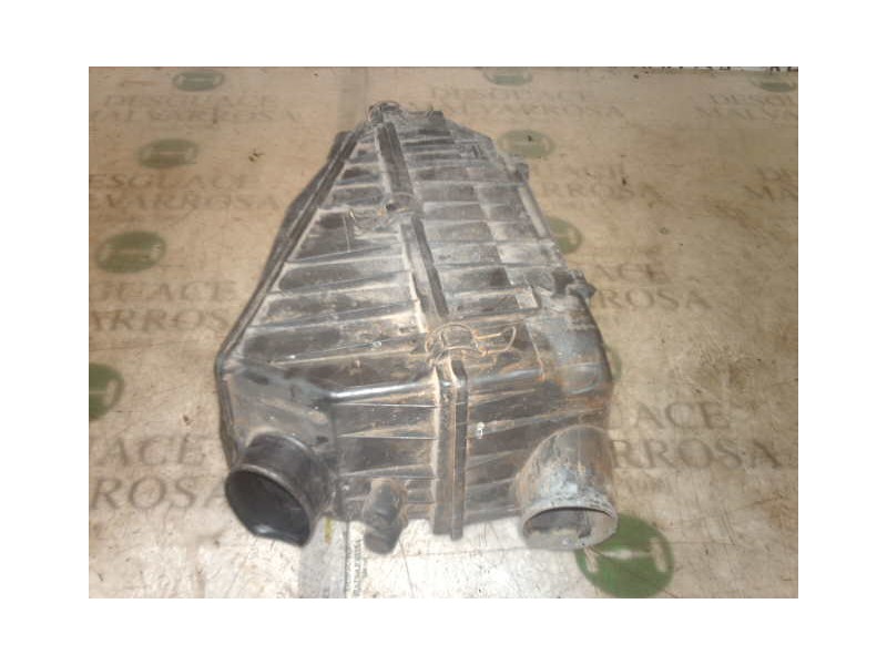 Recambio de filtro aire para peugeot 405 berlina 1.9 diesel cat referencia OEM IAM   
