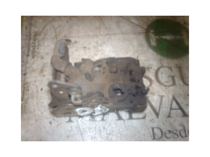 Recambio de cerradura puerta delantera derecha para peugeot 405 berlina 1.9 diesel cat referencia OEM IAM   