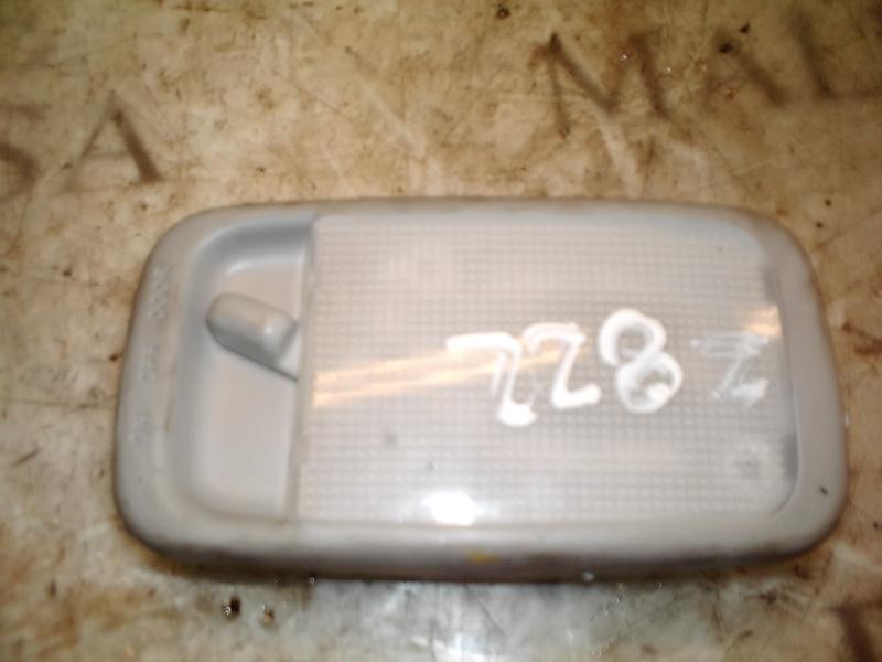 Recambio de piloto interior para toyota yaris (ncp1/nlp1/scp1) 1.3 linea sol referencia OEM IAM   