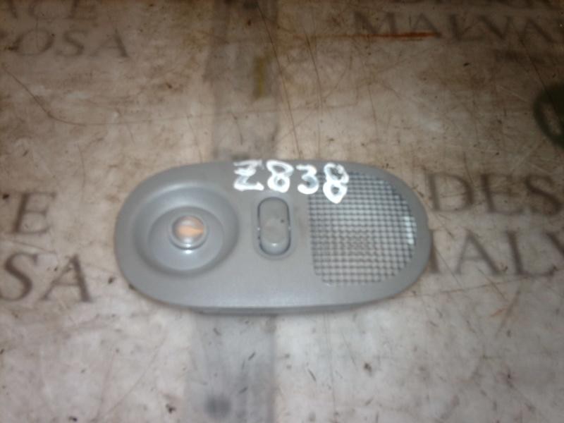 Recambio de piloto interior para renault clio ii fase ii (b/cb0) authentique referencia OEM IAM   