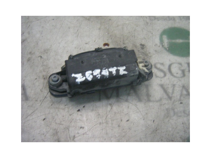 Recambio de maneta exterior trasera izquierda para audi 100 berlina (c4) básico referencia OEM IAM   