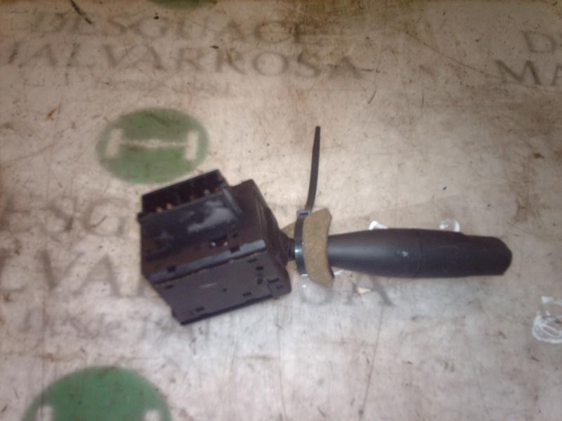 Recambio de mando limpia para peugeot 206 berlina xr referencia OEM IAM   