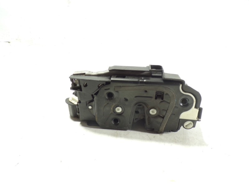 Recambio de cerradura puerta trasera izquierda para seat leon (5f1) 1.6 tdi referencia OEM IAM 5K4839015Q 5K4839015Q 
