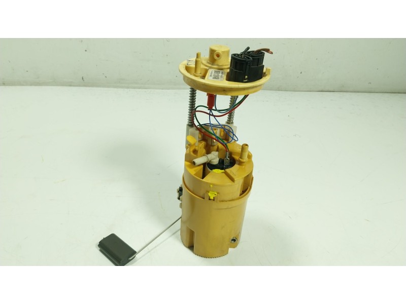 Recambio de aforador para bmw x6 (e71, e72) xdrive 40 d referencia OEM IAM 16117195471 7164315 