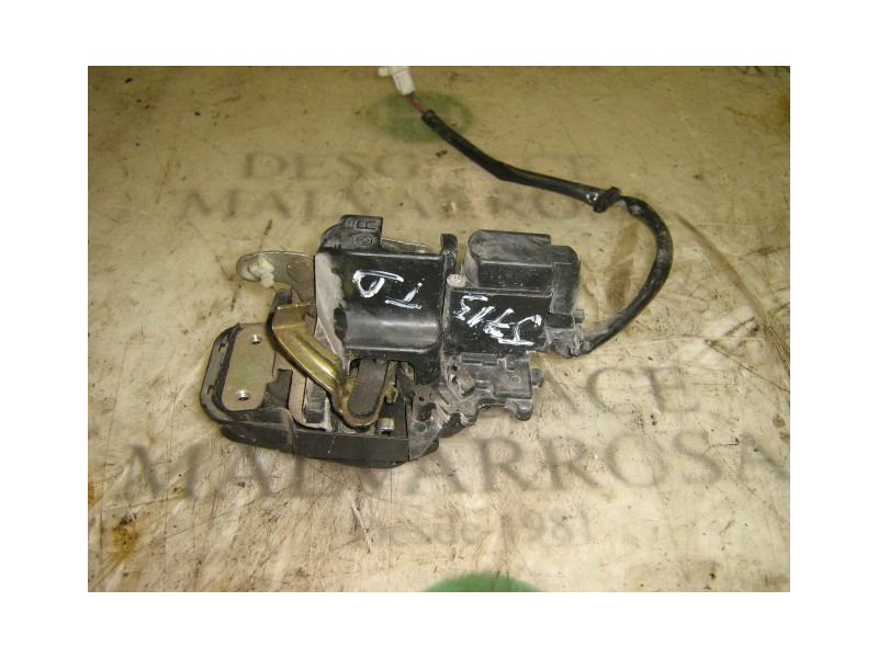 Recambio de cerradura puerta trasera derecha para mazda xedos 6 (ca) 2.0 i v6 referencia OEM IAM   