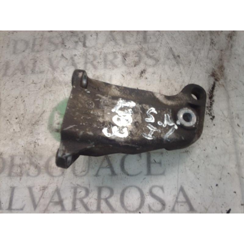 Recambio de soporte motor delantero para volkswagen golf iii berlina (1h1) referencia OEM IAM   