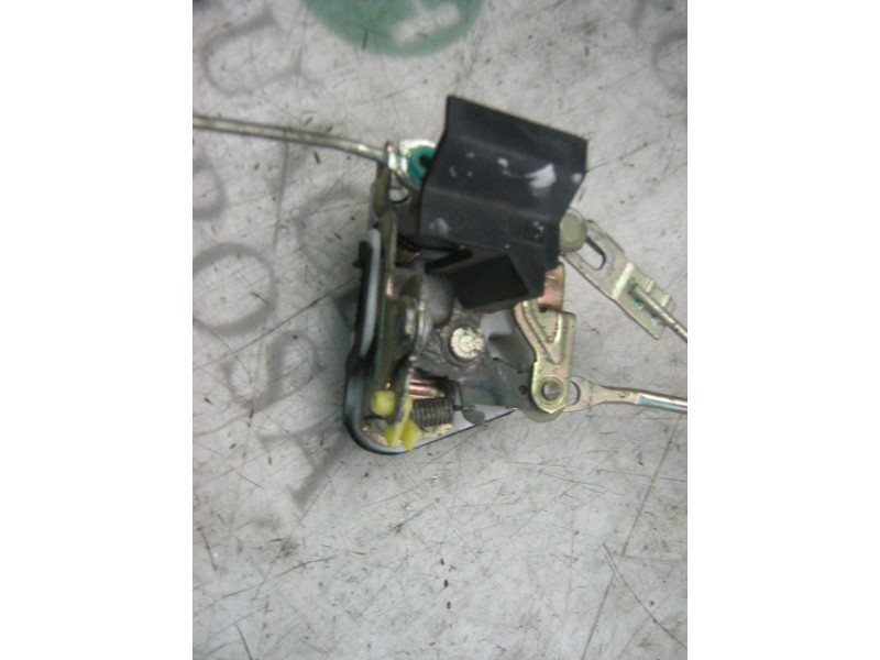 Recambio de cerradura puerta delantera derecha para hyundai coupe (j2) 1.6 fx coupe referencia OEM IAM 8132027000  