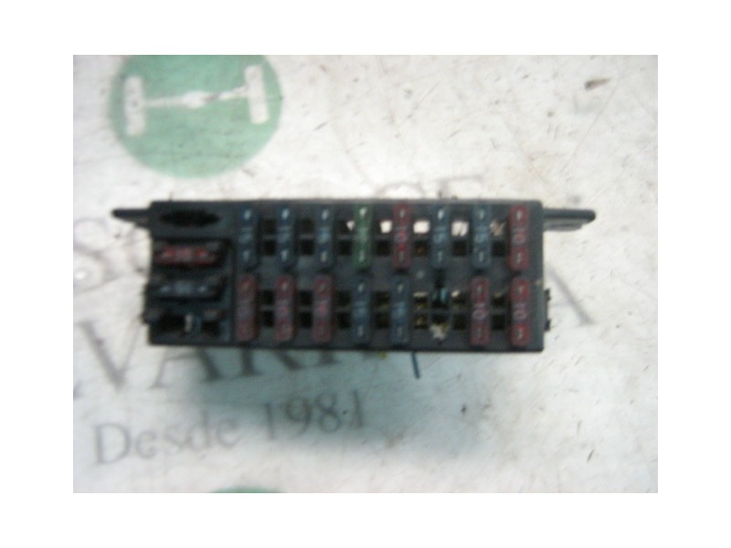 Recambio de caja reles / fusibles para hyundai coupe (j2) 1.6 fx coupe referencia OEM IAM 9181027A00  
