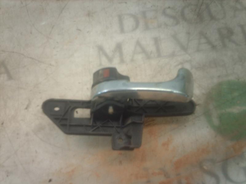 Recambio de maneta interior delantera izquierda para alfa romeo 146 1.7 16v referencia OEM IAM   