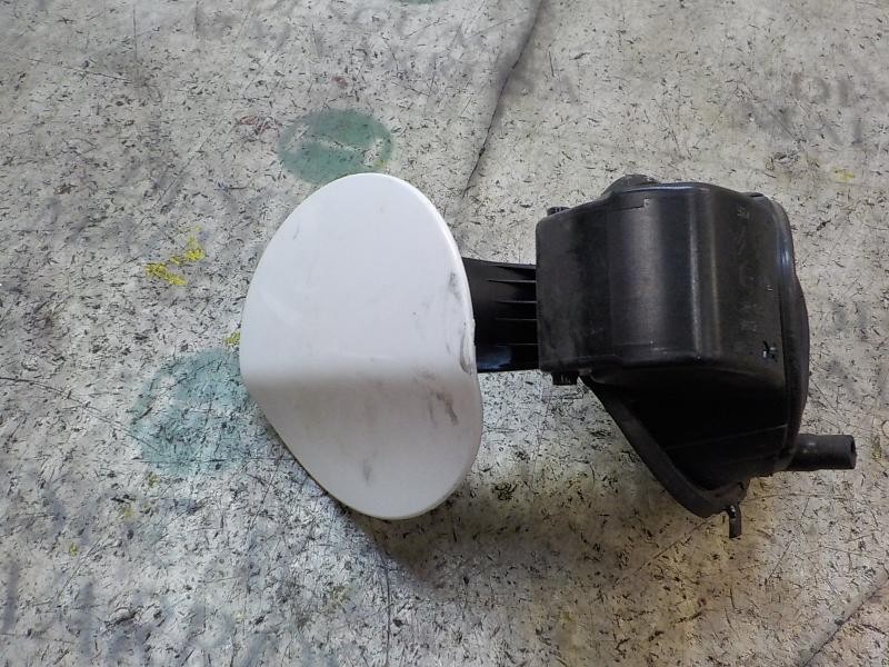 Recambio de tapa combustible para citroën c4 lim. 1.6 hdi fap referencia OEM IAM 1517J1  