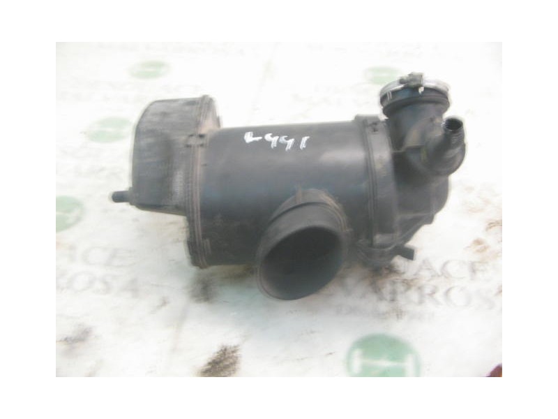 Recambio de filtro aire para citroën xsara coupe 1.6 vtr referencia OEM IAM   