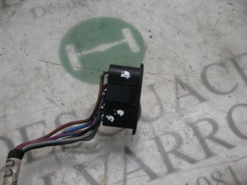 Recambio de mando elevalunas trasero izquierdo para opel tigra 1.6 16v referencia OEM IAM   