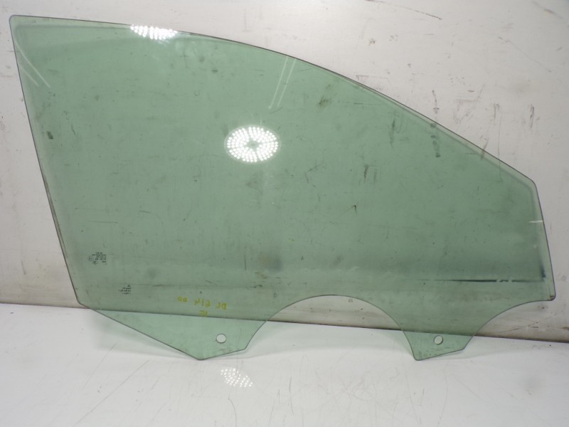 Recambio de cristal puerta delantero derecho para seat toledo (kg3) 1.6 tdi referencia OEM IAM 5JA845202F  