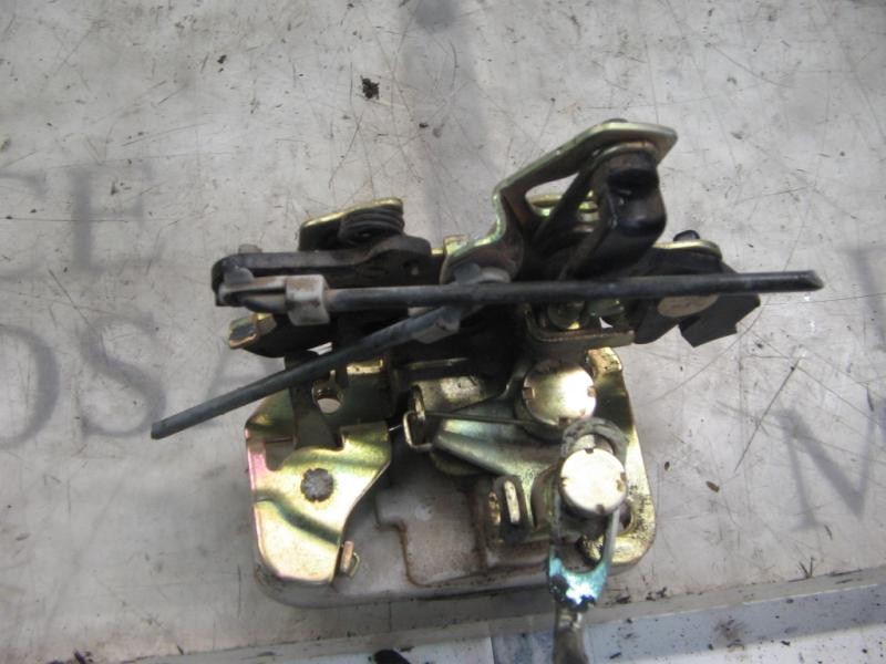 Recambio de cerradura puerta trasera derecha para opel frontera a básico referencia OEM IAM   