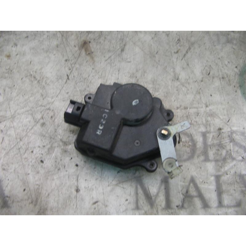 Recambio de motor c/c trasero izquierdo para kia rio ls berlina (5-ptas.) referencia OEM IAM   