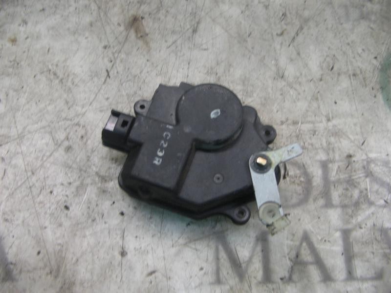 Recambio de motor c/c trasero izquierdo para kia rio ls berlina (5-ptas.) referencia OEM IAM   