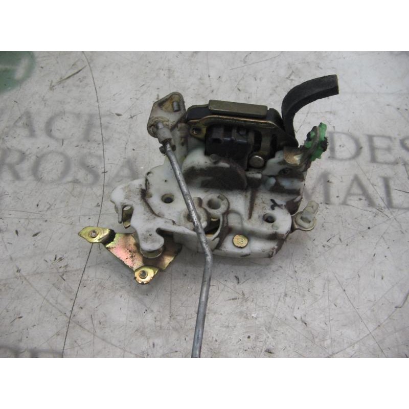 Recambio de cerradura puerta delantera derecha para nissan primera berl./familiar (p10/w10) lx berlina (p10) referencia OEM IAM 