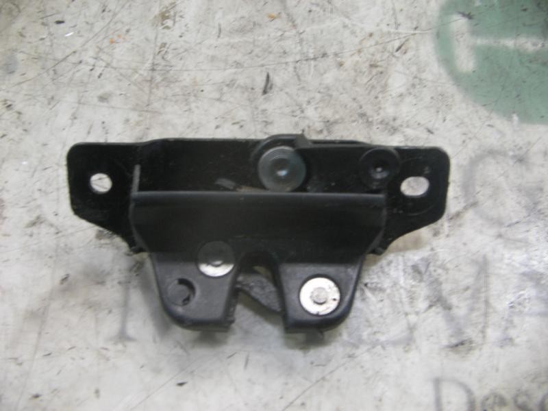 Recambio de cerradura maletero / porton para citroën saxo 1.5 d image referencia OEM IAM   