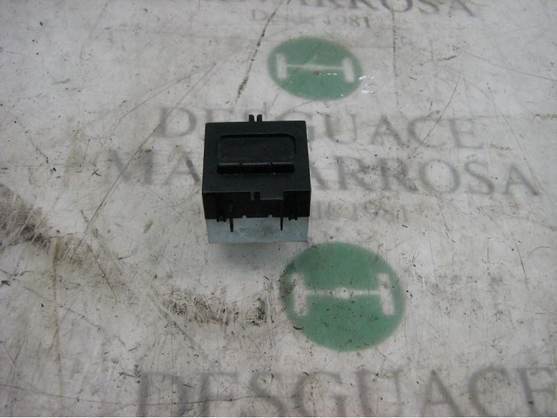 Recambio de mando multifuncion para renault megane i coach/coupe (da0) 1.6 e (daof) referencia OEM IAM   