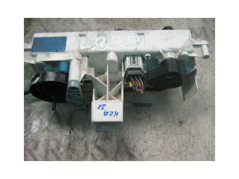 Recambio de mando calefaccion / aire acondicionado para opel vectra b berlina cd referencia OEM IAM   